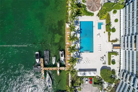 20 E Island Avenue Miami Beach FL 33139
