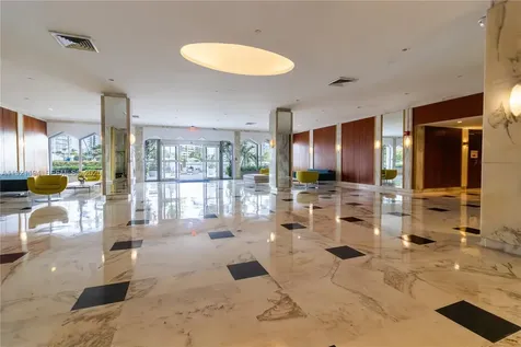 20 E Island Avenue Miami Beach FL 33139