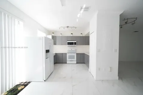 5630 NW 107th Avenue Doral FL 33178