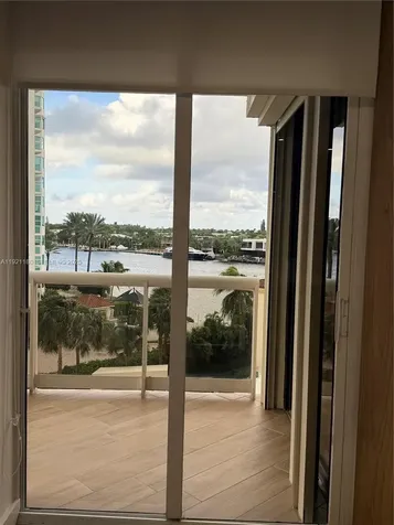 20191 E Country Club Drive Aventura FL 33180