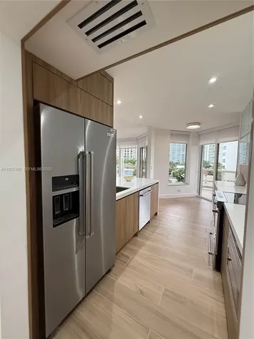20191 E Country Club Drive Aventura FL 33180