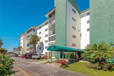 4751 NW 21st Street Lauderhill FL 33313