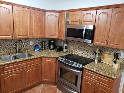 635 SW 64th Court Miami FL 33144