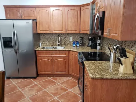 635 SW 64th Court Miami FL 33144