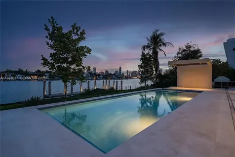 360 S Hibiscus Drive Miami Beach FL 33139
