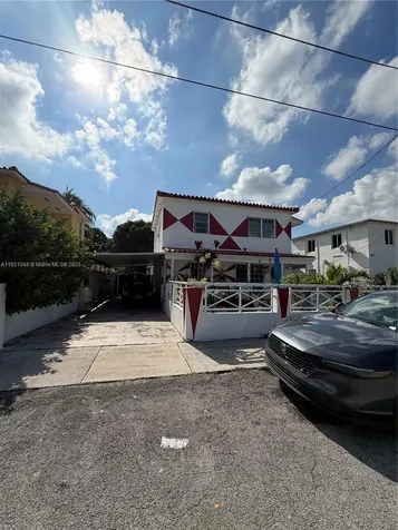990 SW 9th Street Miami FL 33130
