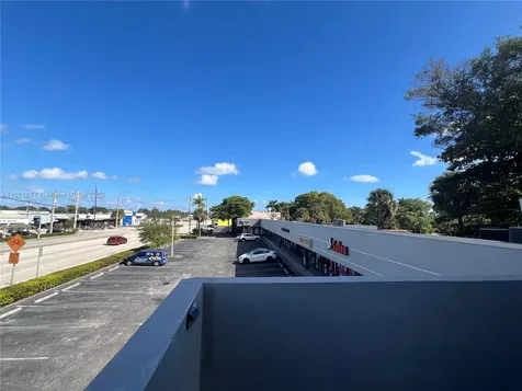 24 East Oakland Park Boulevard Wilton Manors FL 33334