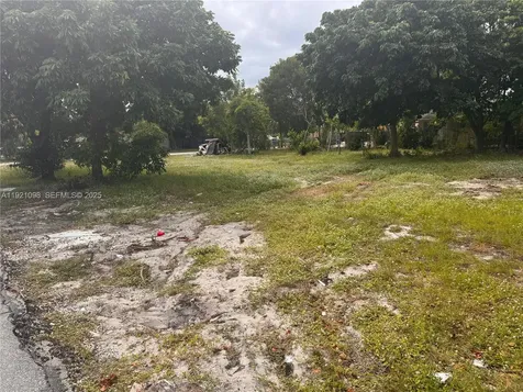 201 NW 11th Street Pompano Beach FL 33060