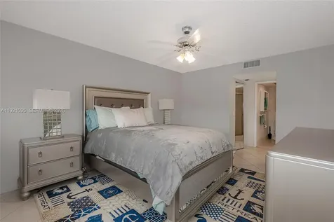 950 SW 138th Avenue Pembroke Pines FL 33027