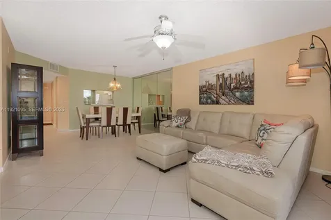 950 SW 138th Avenue Pembroke Pines FL 33027