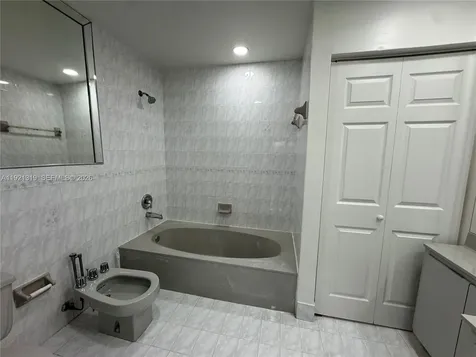 5332 SW 142nd Place Miami FL 33175