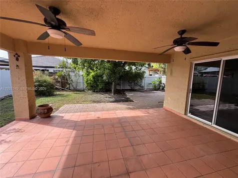 5332 SW 142nd Place Miami FL 33175