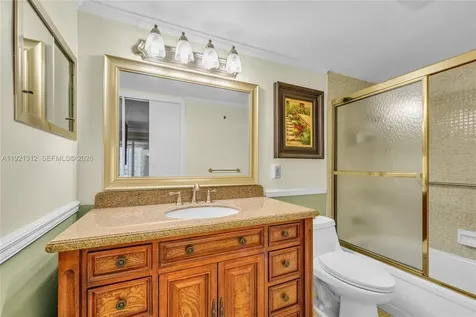 2029 Farnham O Deerfield Beach FL 33442