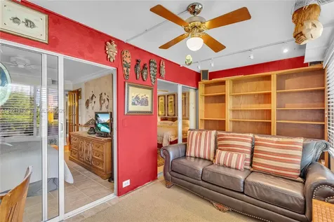 2029 Farnham O Deerfield Beach FL 33442