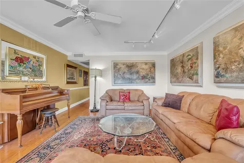 2029 Farnham O Deerfield Beach FL 33442