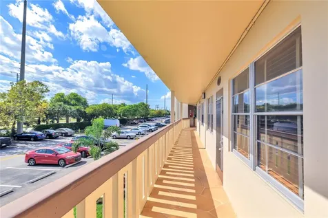 2029 Farnham O Deerfield Beach FL 33442