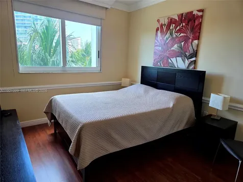 1755 E Hallandale Beach Boulevard Hallandale Beach FL 33009