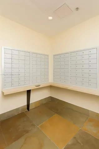 1755 E Hallandale Beach Boulevard Hallandale Beach FL 33009
