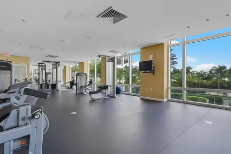 1755 E Hallandale Beach Boulevard Hallandale Beach FL 33009
