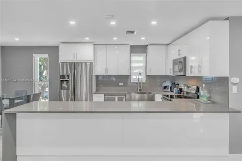 222 2nd Road Key Largo FL 33037