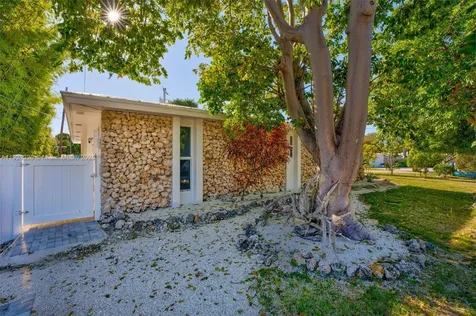 222 2nd Road Key Largo FL 33037
