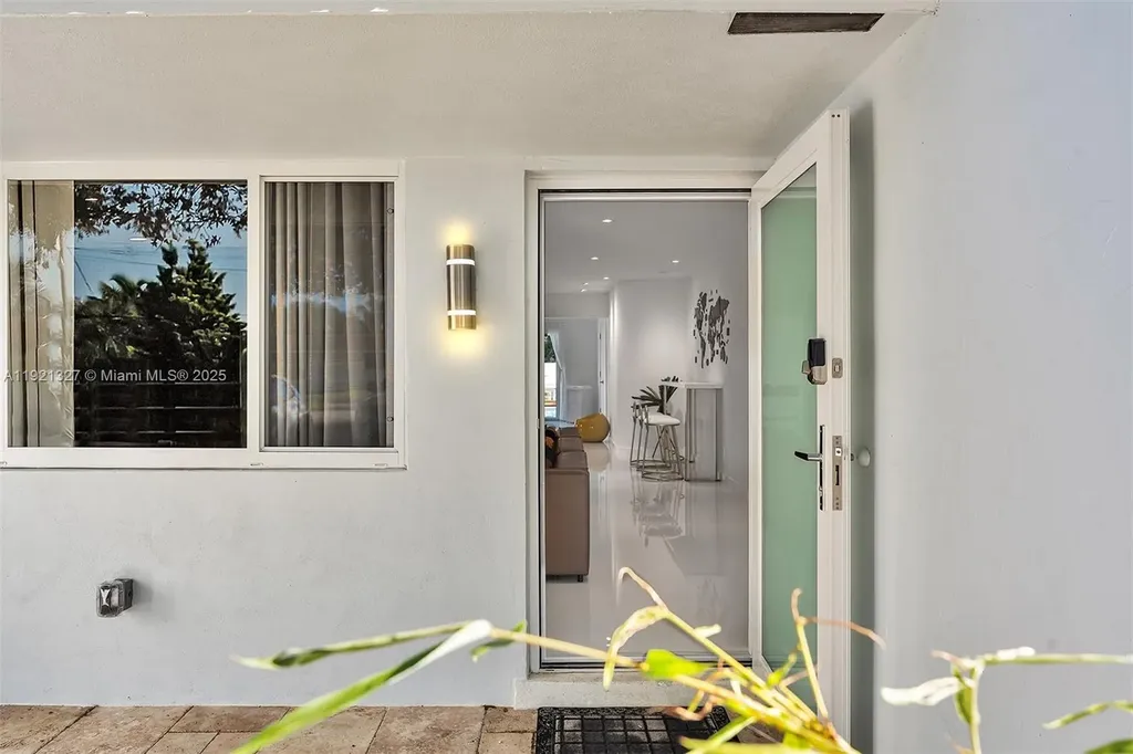 5005 Johnson Street Hollywood FL 33021