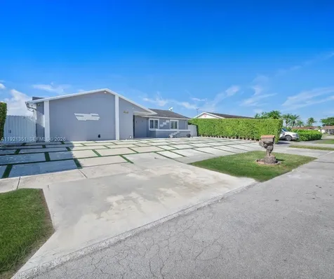 26130 SW 130th Avenue Homestead FL 33032