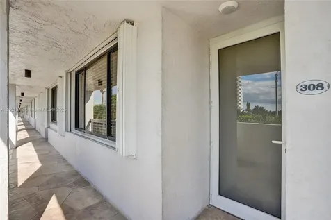 510 N Ocean Boulevard Pompano Beach FL 33062