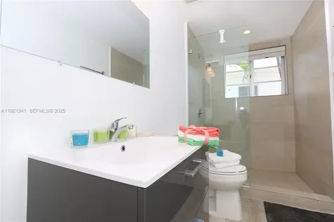 811 Jefferson Avenue Miami Beach FL 33139