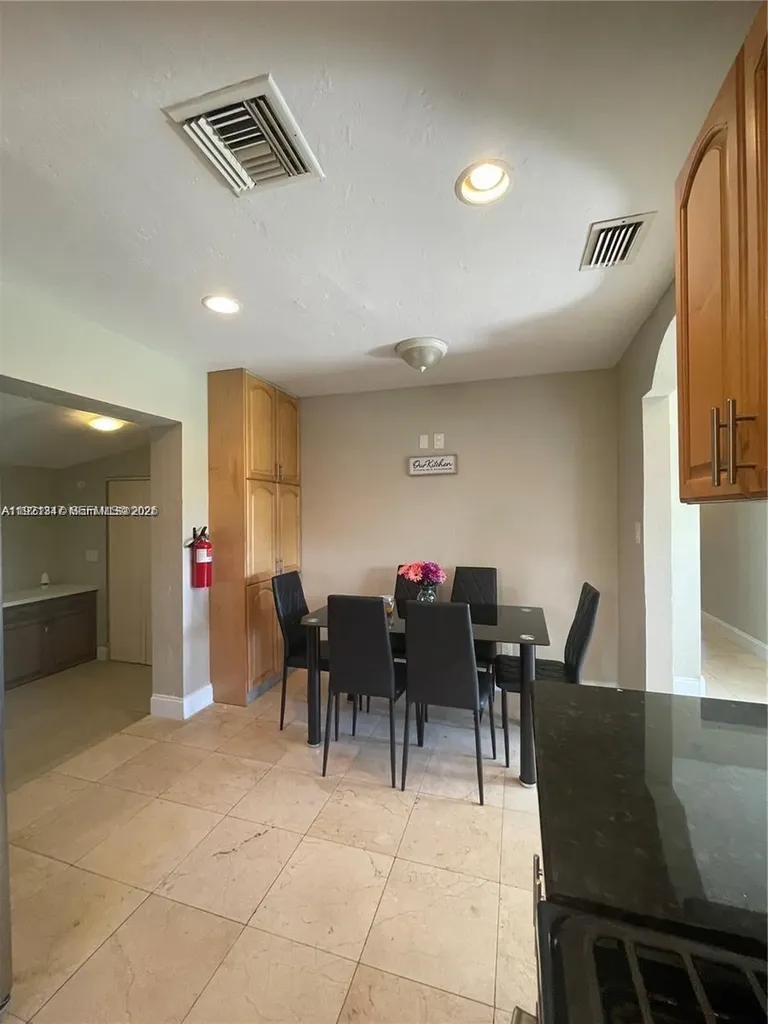 1531 Moffett Street Hollywood FL 33020