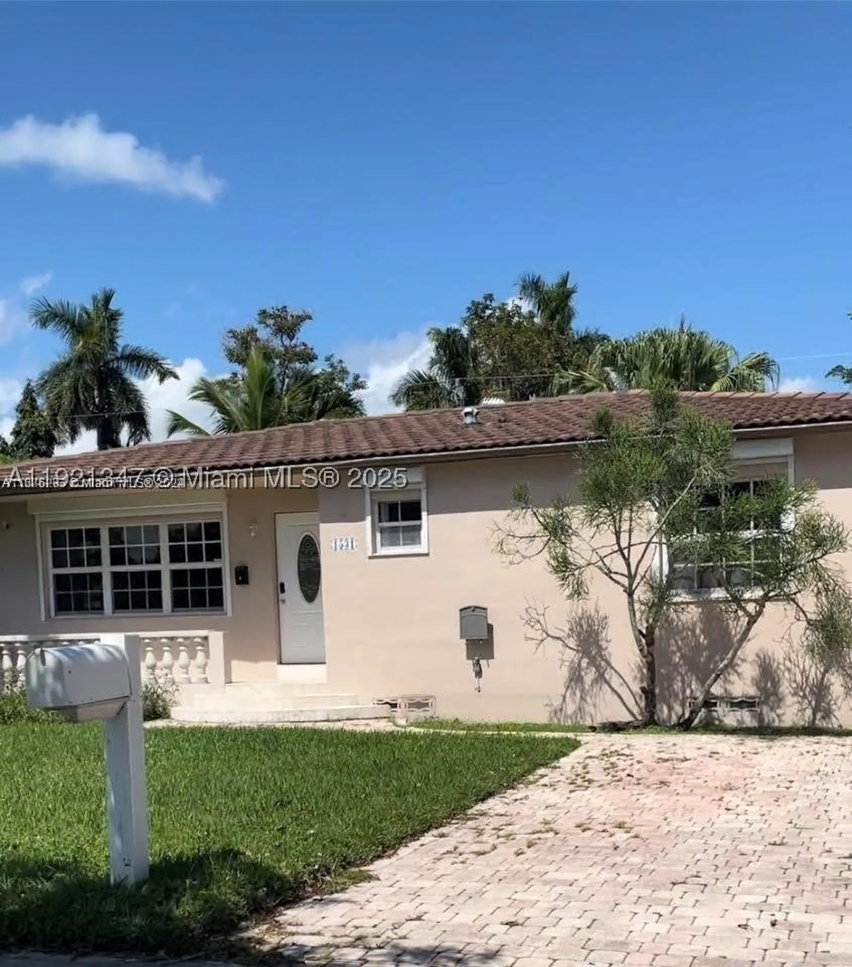 1531 Moffett St (AVAILABLE Now) Hollywood FL 33020