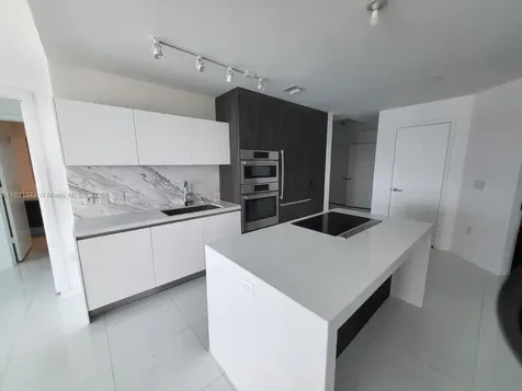 851 NE 1st Avenue Miami FL 33132