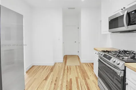 100 SW 30th Road Miami FL 33129