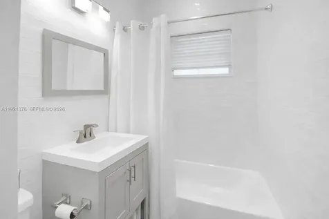 100 SW 30th Road Miami FL 33129