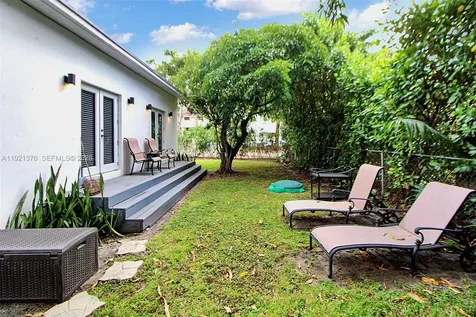 100 SW 30th Road Miami FL 33129
