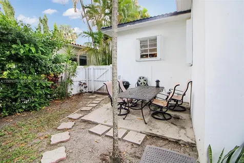100 SW 30th Road Miami FL 33129