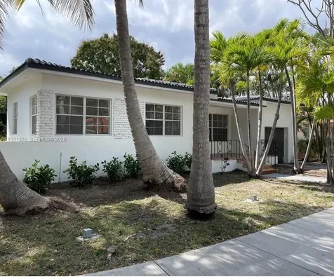 100 SW 30th Road Miami FL 33129