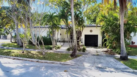 100 SW 30th Road Miami FL 33129