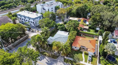 100 SW 30th Road Miami FL 33129