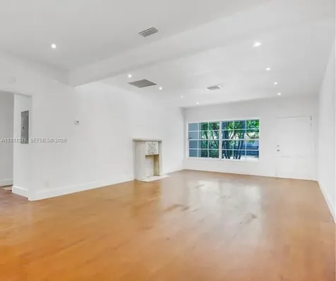 100 SW 30th Road Miami FL 33129