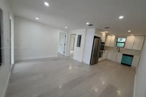 6790 SW 25th Terrace Miami FL 33155