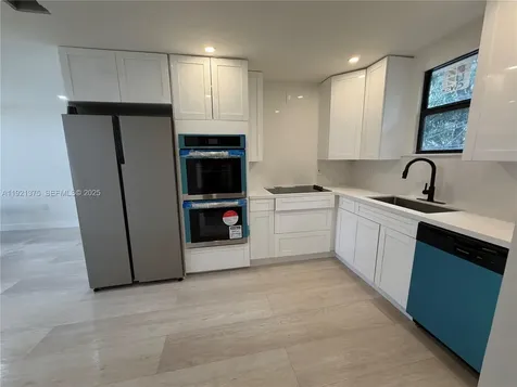 6790 SW 25th Terrace Miami FL 33155