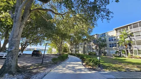 1670 NE 191st Street Miami FL 33179