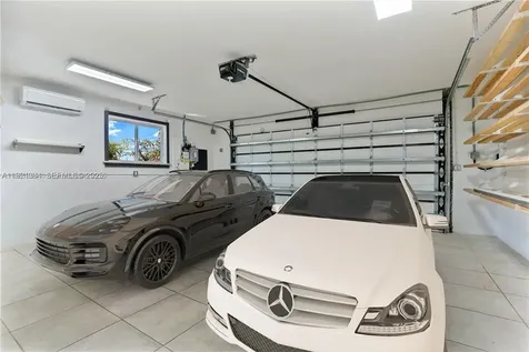 2130 NE 122nd Road North Miami FL 33181