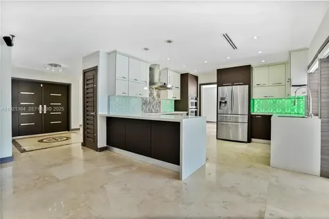 2130 NE 122nd Road North Miami FL 33181