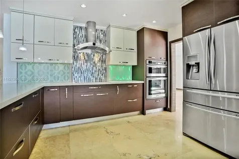2130 NE 122nd Road North Miami FL 33181