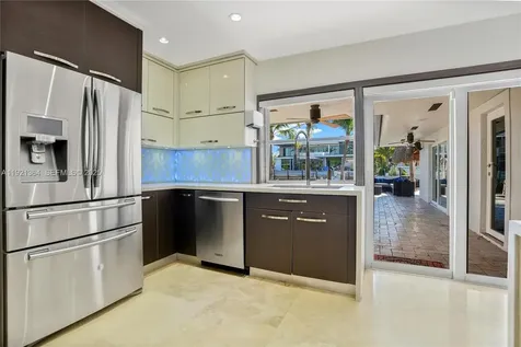 2130 NE 122nd Road North Miami FL 33181