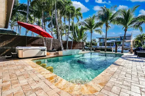 2130 NE 122nd Road North Miami FL 33181