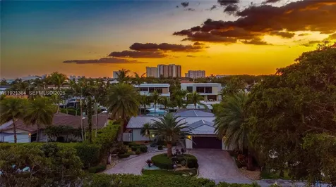 2130 NE 122nd Road North Miami FL 33181