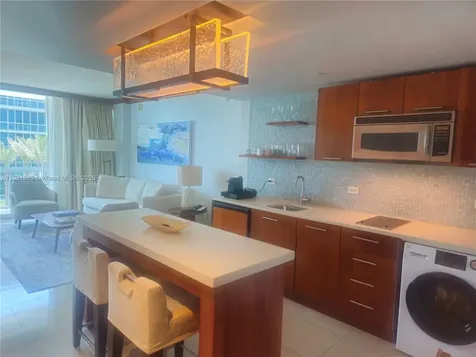 6801 Collins Avenue Miami Beach FL 33141